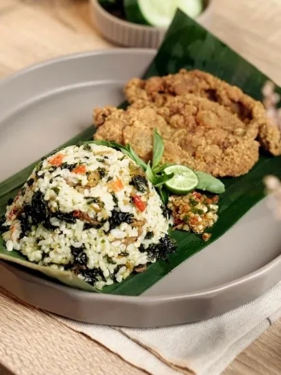 Nasi Kulit Gurih Pedas