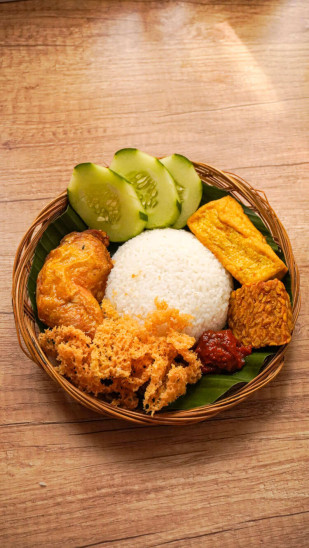 Ayam Goreng Kremes