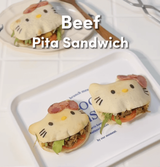 beef pita sandwich