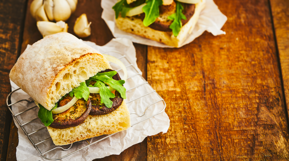 Burger Jamur Bawang Putih