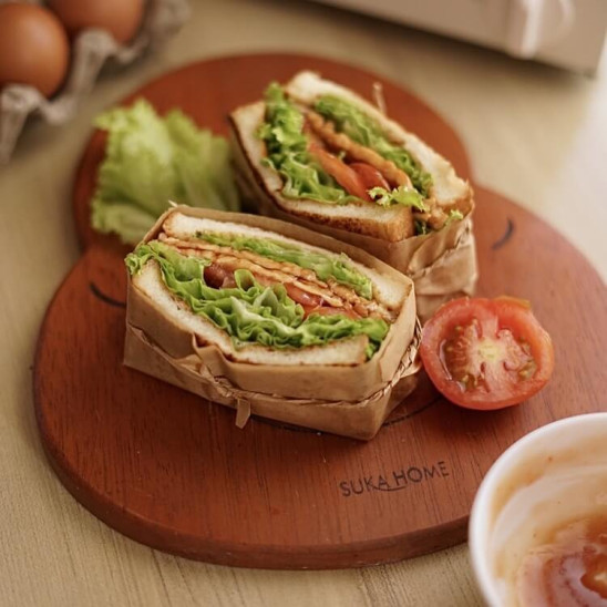 Vegan BLT Sandwich
