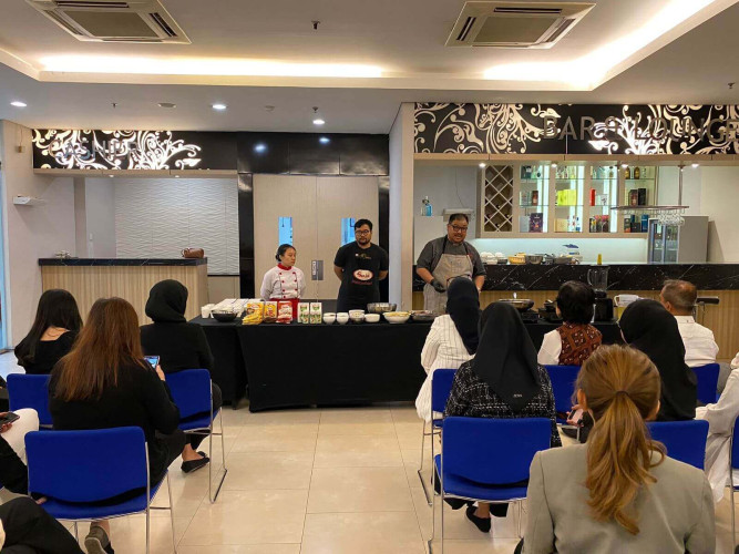 Cooking Demo di Acara Dies Natalis Podomoro University ke-11
