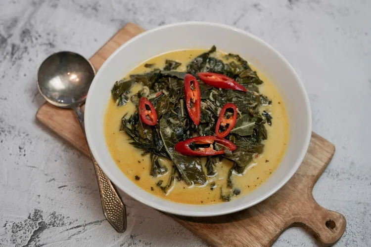 resep gulai daun singkong