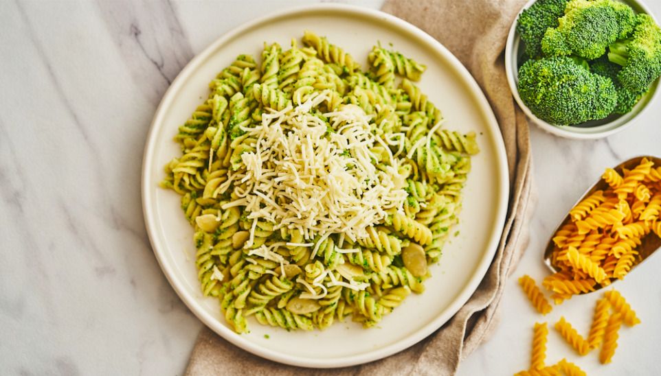 resep fusili kelapa brokoli pesto